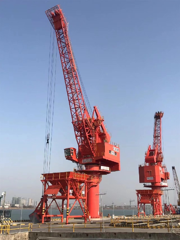 港口固定式吊機(jī)使用時的常見問題以及解決辦法