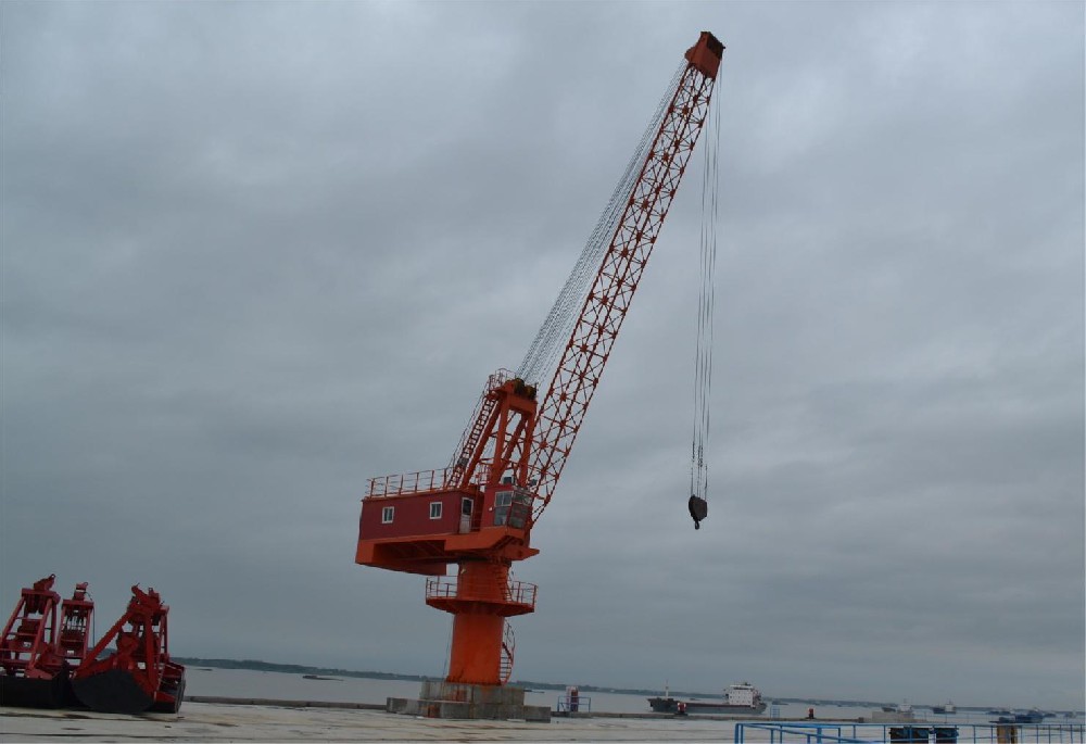 港口高鹽環(huán)境下機械設備的耐腐蝕防護一般有哪些？